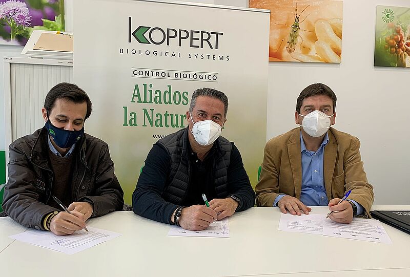 201210CONVENIO-EFAS-KOPPERT.jpg