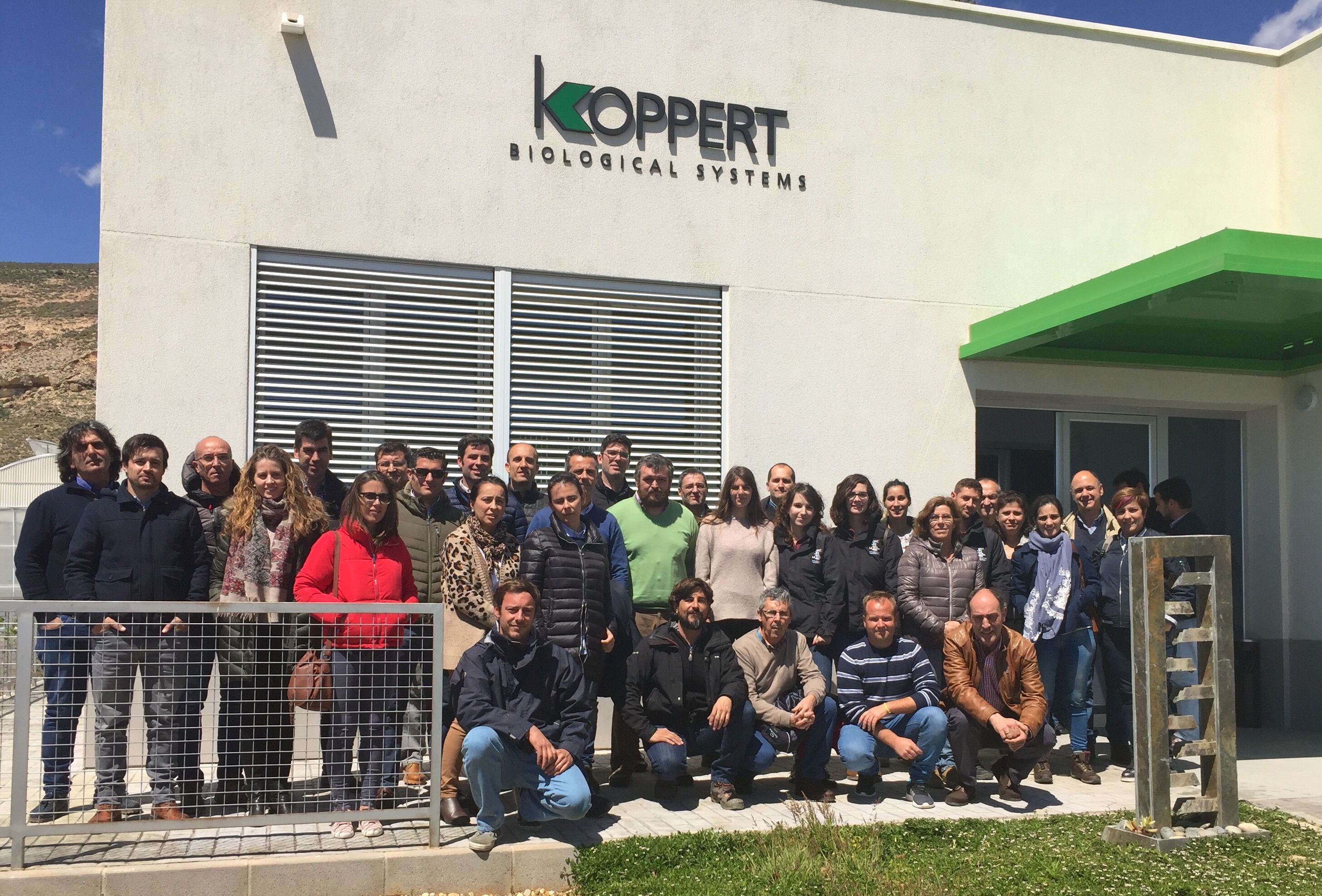 Koppert reúne en Almería a distribuidores de España y Portugal para formarlos en control biológico