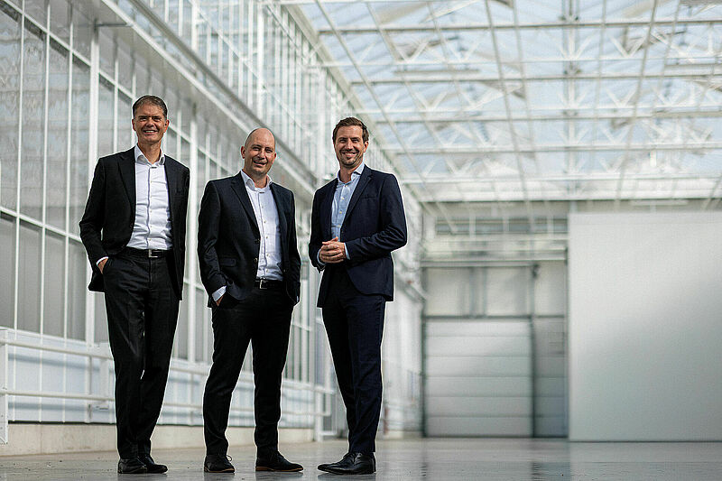 De izquierda a derecha: CFO Erik-Jan Verdegaal, CEO René Koppert y CBO Martin Koppert.